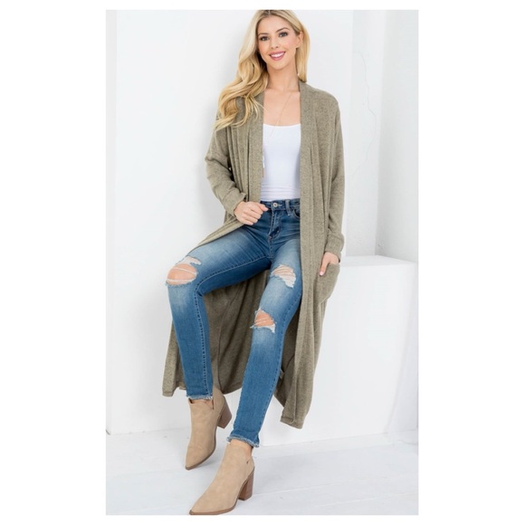 $17 start 259 LAST ONE❤️ Soft Olive Lightweight cardigan - Picture 2 of 5